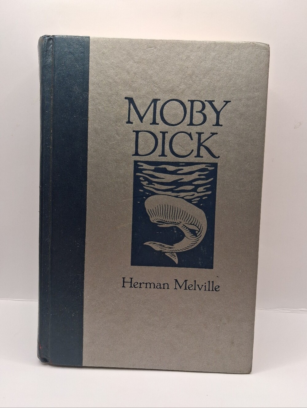 Vntg Moby Dick - Herman Melville - Hardcover Novel - Reader's Digest - 1989
